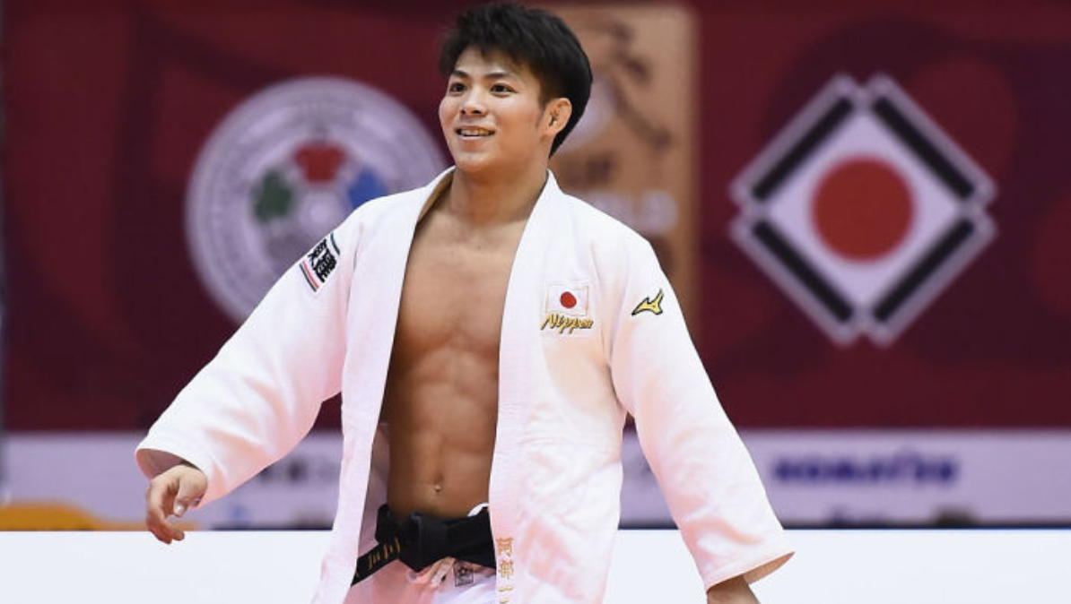 Чемпіонами ОІ-2024 з дзюдо стали японець Абе та Келдіорова з Узбекистану